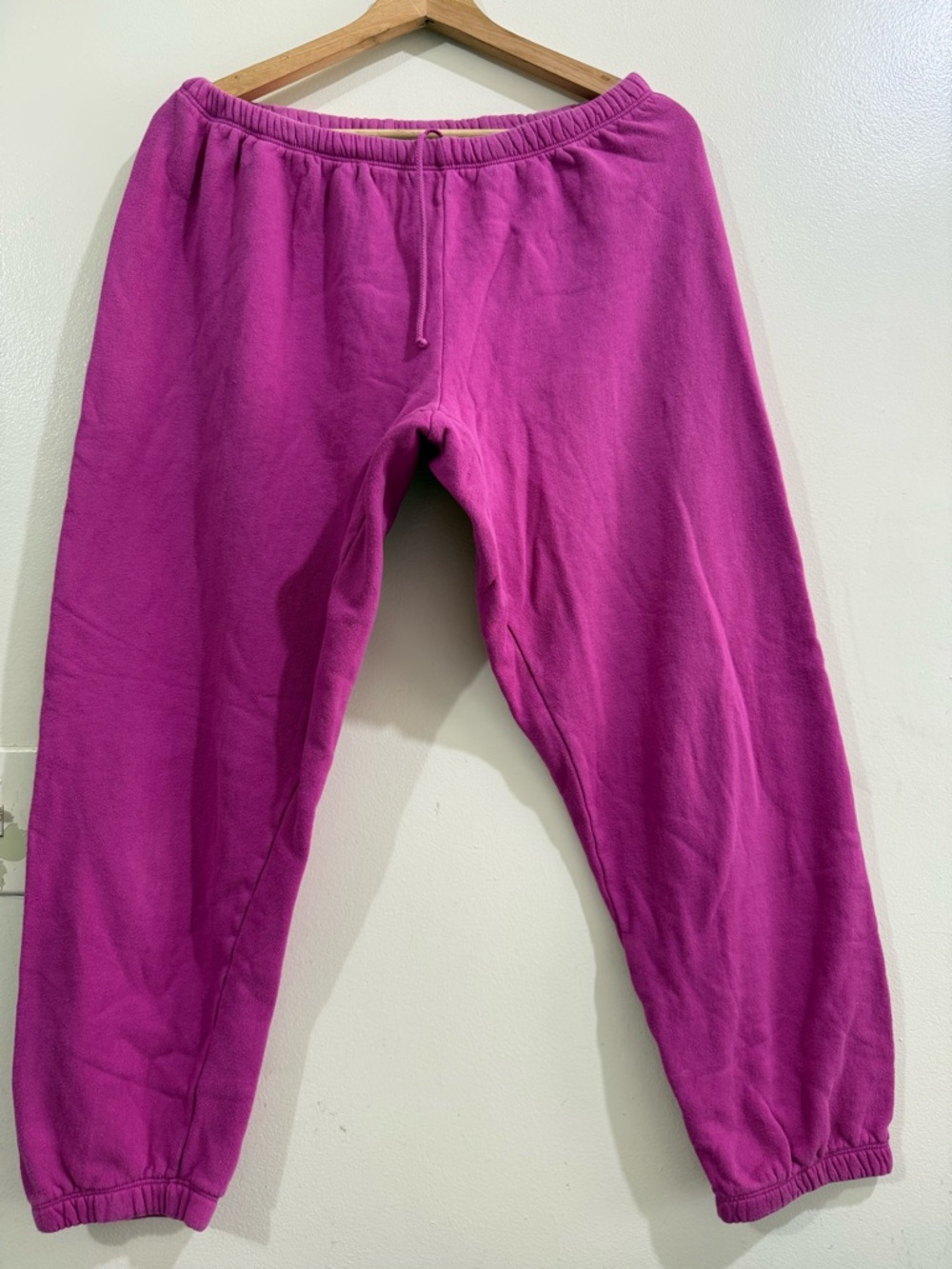 Honorine Classic Fuchsia Drawstring Sweatpants